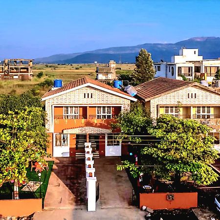 Ll Empyrean Stay Ll Airawat Villa Ll 2Bhk Ll Ac Ll Private Pool Ll Wifi Ll Lonavala Esterno foto