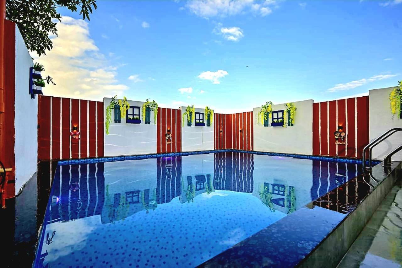Ll Empyrean Stay Ll Airawat Villa Ll 2Bhk Ll Ac Ll Private Pool Ll Wifi Ll Lonavala Esterno foto